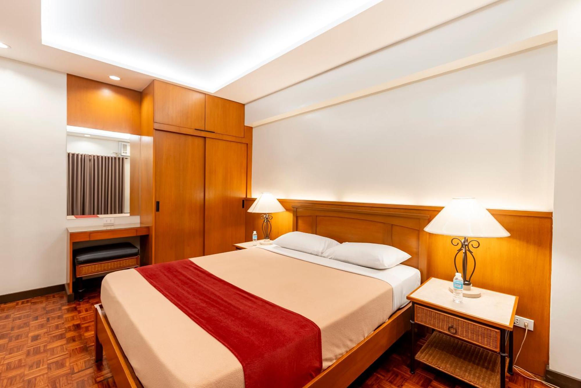 Tropicana Suites Manila Exteriör bild