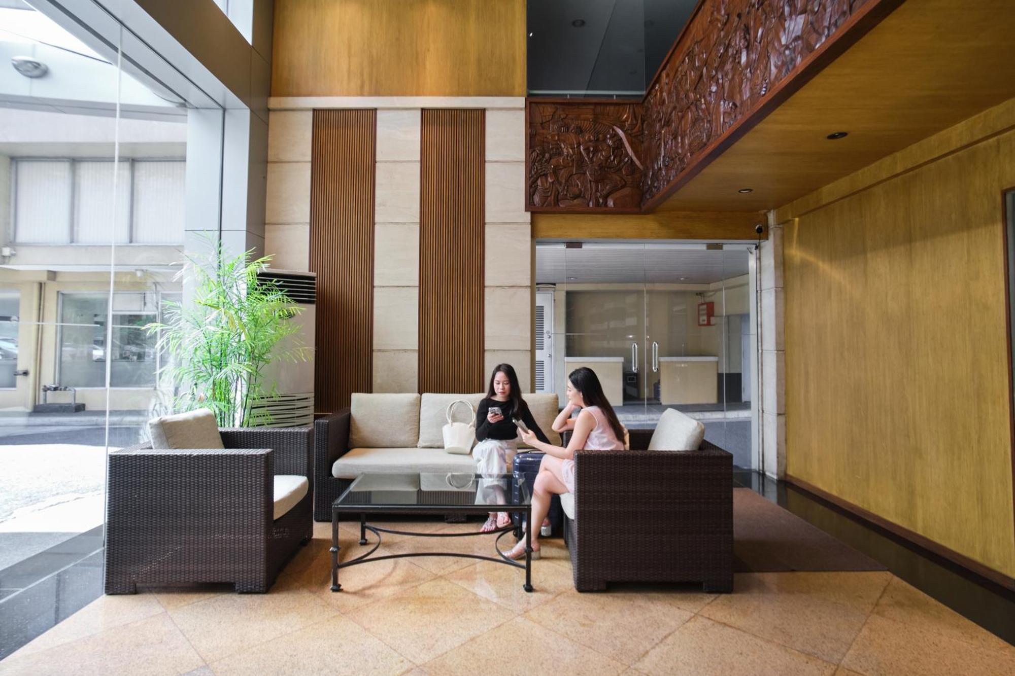 Tropicana Suites Manila Exteriör bild