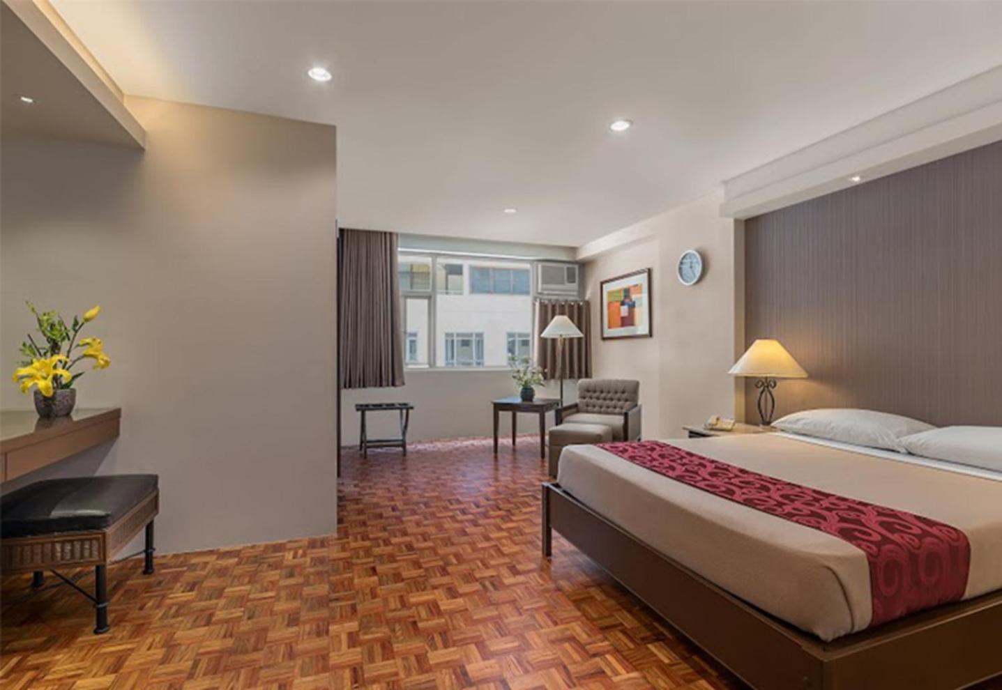 Tropicana Suites Manila Exteriör bild