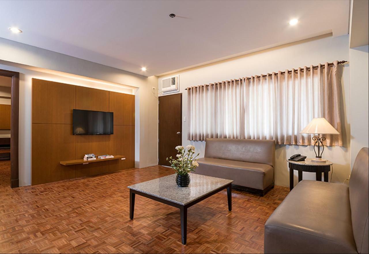 Tropicana Suites Manila Exteriör bild