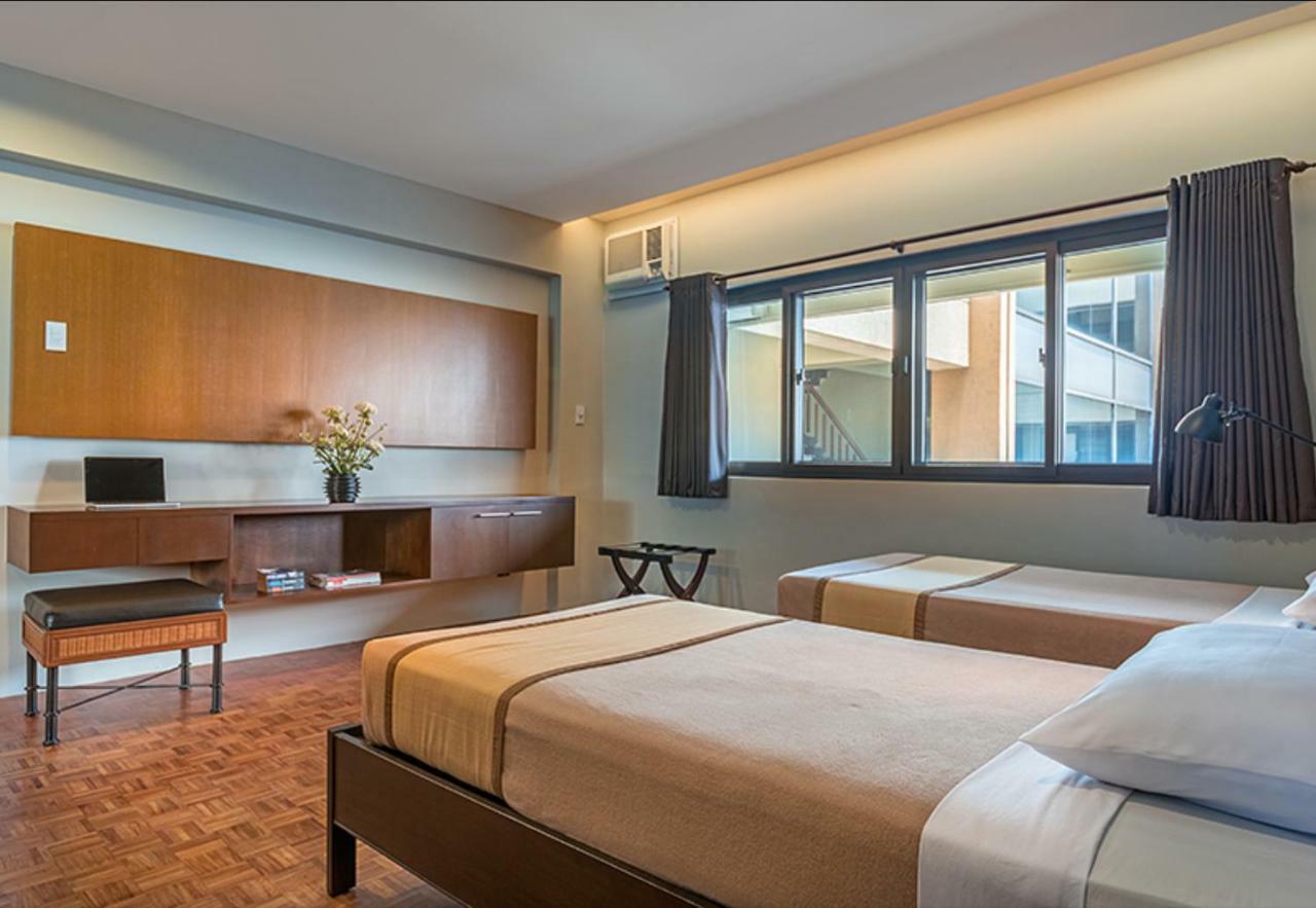 Tropicana Suites Manila Exteriör bild
